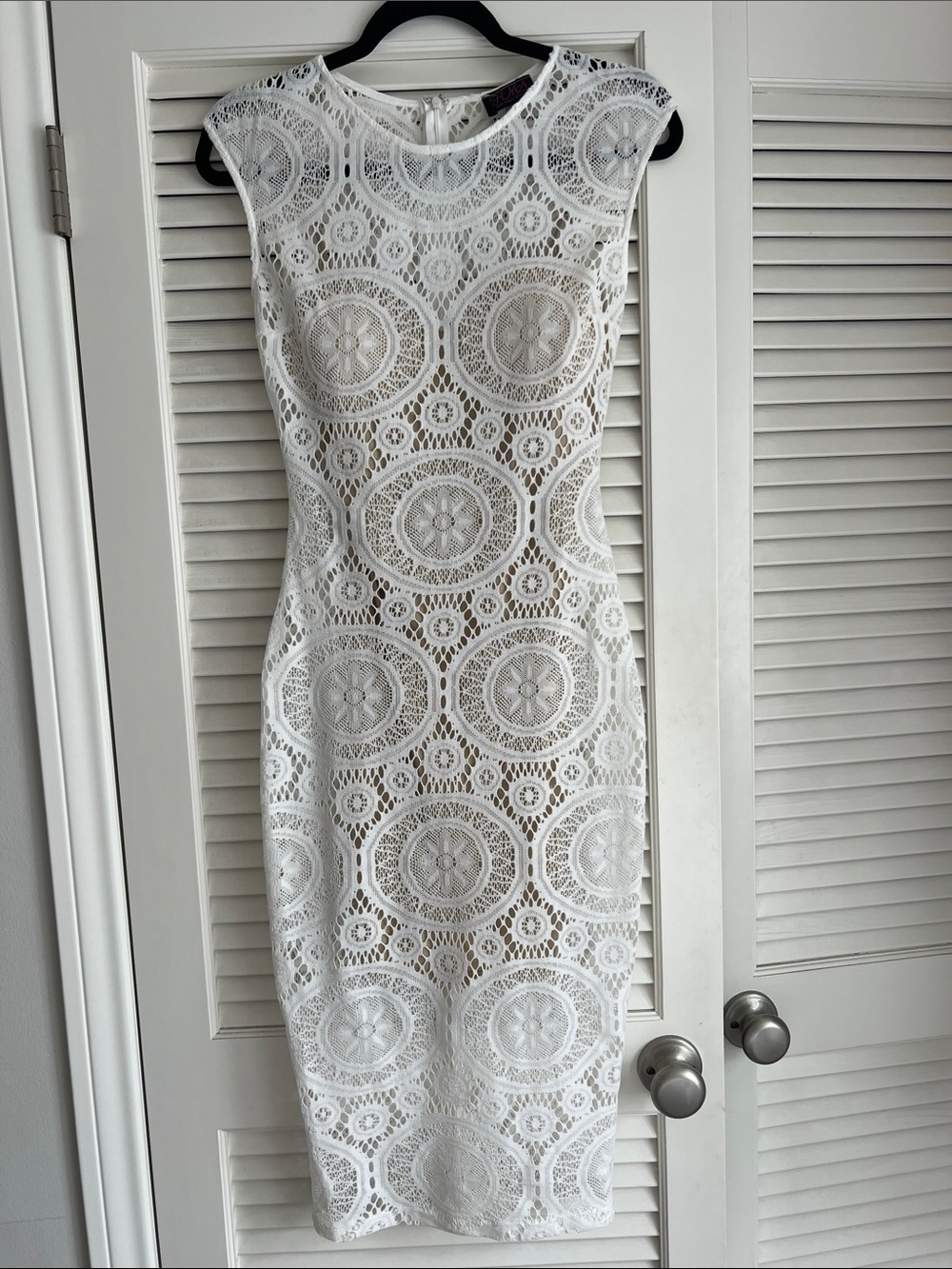 Hot Miami Styles White Lace Midi Sheath Dress